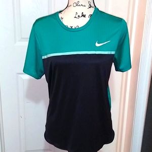 Nike Dri Fit Sz S